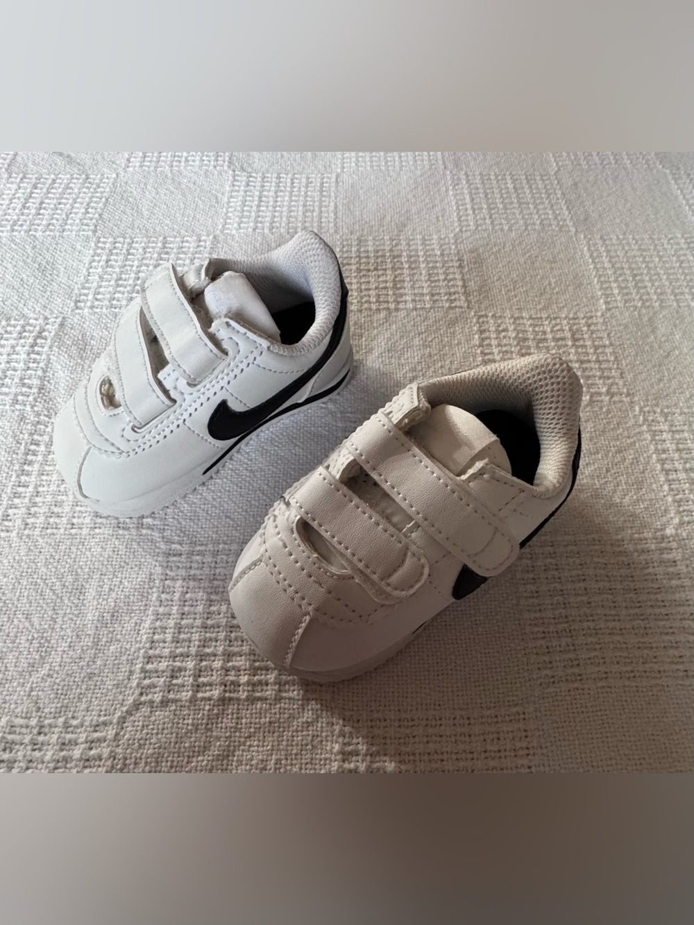 Nike Cortez Baby/Toddler Shoes. Size 4C - Picture 3 of 9